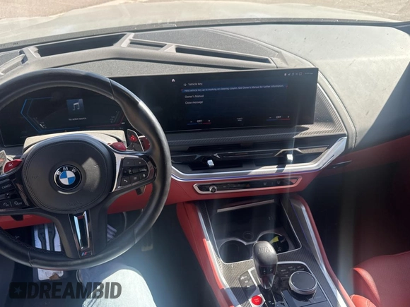 2023 BMW XM z VIN 5YM23CS05P9S15319, wystawiony jako Copart lot #44236315 z przebiegiem 14 919 mil mil oraz Czysty tytuł • Clean title. Historia ofert i sprzedaży dostępna na DreamBid. Obrazek 9.