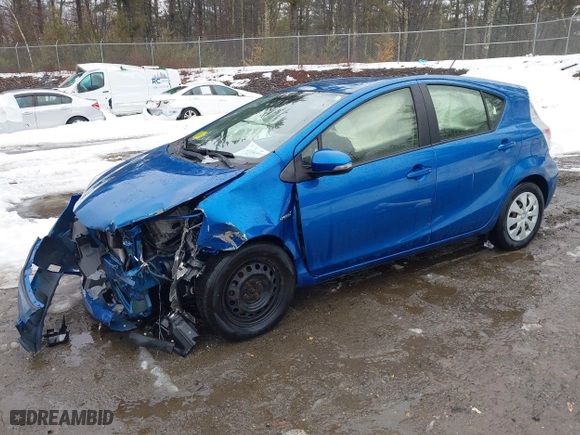 2012 Toyota Prius c One with VIN JTDKDTB32C1018004, listed as a IAAI auction lot 41689535 with 132,891 mi miles. Bid and sale history available at carsss.com. Image 18.