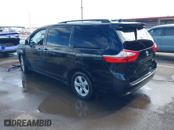 2020 Toyota Sienna LE Auto Access Seat with VIN 5TDKZ3DC0LS034445, listed as a IAAI auction lot 41445270 with 37,881 mi miles. Bid and sale history available at carsss.com. Image 3.