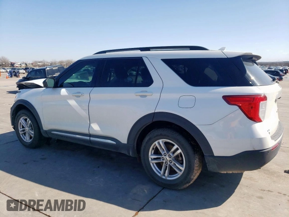2020 Ford Explorer XLT with VIN 1FMSK7DH1LGA14153, listed as a Copart auction lot 47699275 with 100,555 mi miles and Salvage Title. Bid and sale history available at DreamBid. Image 2.