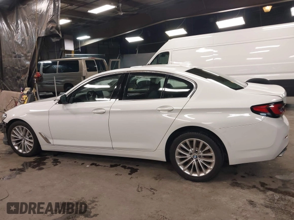 2021 BMW 5 Series 530i z VIN WBA53BH02MCF80188, wystawiony jako IAAI lot #41123753 z przebiegiem 72 730 mil mil oraz . Historia ofert i sprzedaży dostępna na DreamBid. Obrazek 15.