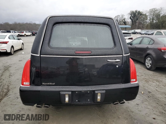 2006 Cadillac DTS Professional z VIN 1GEEH06Y86U500282, wystawiony jako Copart lot #81234904 z przebiegiem 61 611 mil mil oraz Szkoda całkowita • Salvage title. Historia ofert i sprzedaży dostępna na DreamBid. Obrazek 6.