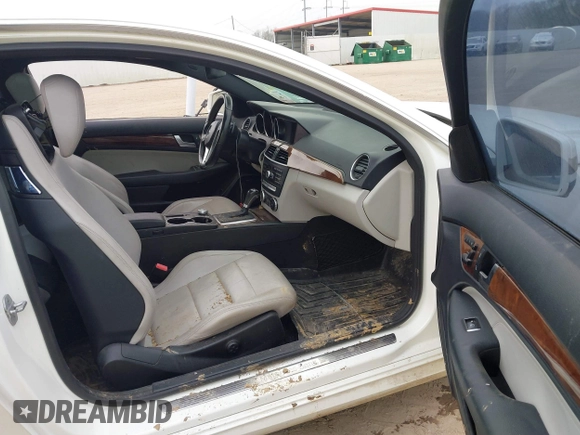 2013 Mercedes-Benz C 350 with VIN WDDGJ5HB4DF999472, listed as a IAAI auction lot 41487255 with 140,753 mi miles and . Bid and sale history available at DreamBid. Image 5.