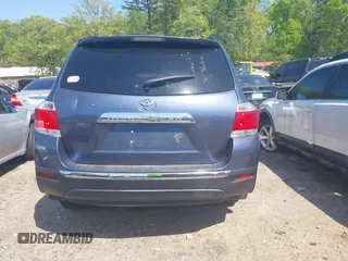 2013 Toyota Highlander with VIN 5TDZA3EH7DS044603, listed as a IAAI auction lot 42019794 with 220,483 mi miles and . Bid and sale history available at DreamBid. Image 16.