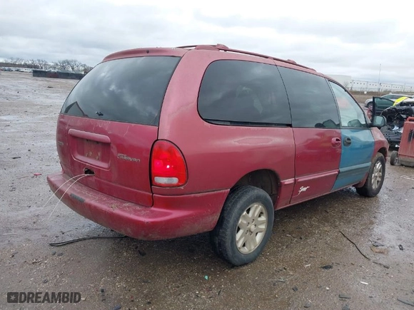1997 Dodge Caravan SE with VIN 1B4GP44R1VB481220, listed as a IAAI auction lot 41193983 with 207,110 mi miles. Bid and sale history available at carsss.com. Image 4.