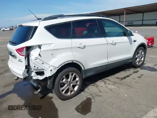 2013 Ford Escape SEL with VIN 1FMCU0HX9DUD78203, listed as a IAAI auction lot 42022707 with 91,709 mi miles. Bid and sale history available at carsss.com. Image 4.
