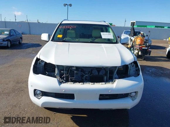 2013 Lexus GX 460 with VIN JTJBM7FX2D5062502, listed as a IAAI auction lot 41137201 with 206,735 mi miles and . Bid and sale history available at DreamBid. Image 13.