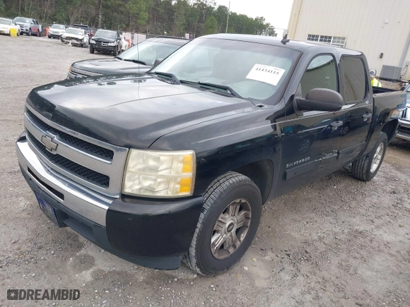 2011 Chevrolet Silverado 1500 LS with VIN 3GCPCREA7BG199428, listed as a IAAI auction lot 41434115 with 187,720 mi miles. Bid and sale history available at carsss.com. Image 17.