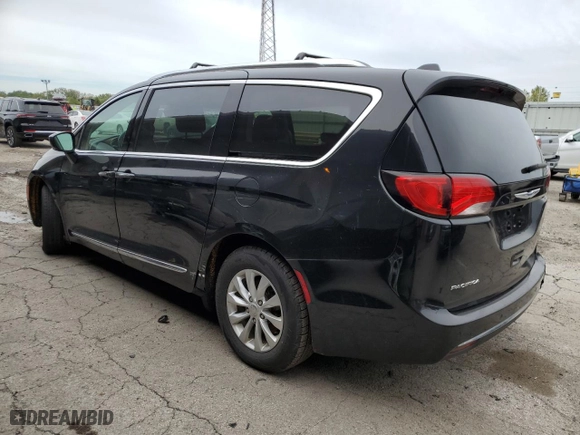 2018 Chrysler Pacifica Touring L with VIN 2C4RC1BG7JR233282, listed as a Copart auction lot 73159254 with NaN miles and Clean Title. Bid and sale history available at carsss.com. Image 2.