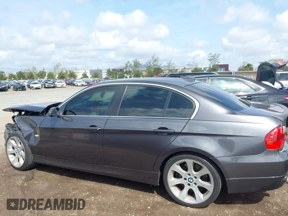 2007 BMW 3 Series 335xi with VIN WBAVD53577A006071, listed as a IAAI auction lot 41924859 with 128,693 mi miles. Bid and sale history available at carsss.com. Image 14.