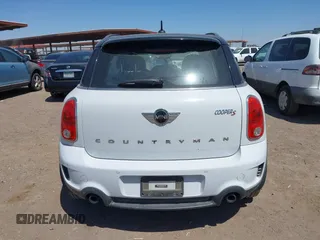 2016 MINI Countryman S with VIN WMWZC3C54GWT08011, listed as a IAAI auction lot 42274242 with 99,183 mi miles and . Bid and sale history available at DreamBid. Image 16.