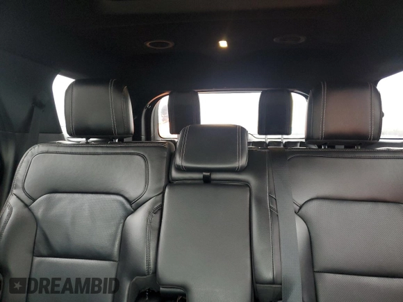 2018 Ford Explorer Limited с VIN 1FM5K8FH0JGC27463, выставлен на аукционе Copart как лот 51983345 с пробегом 128 725 миль миль и Списание • Salvage title. История ставок и продаж доступна на DreamBid. Изображение 10.