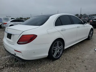 2019 Mercedes-Benz E-Class E 300 with VIN WDDZF4JB1KA613597, listed as a Copart auction lot 41801775 with 130,480 mi miles and Clean Title. Bid and sale history available at carsss.com. Image 3.