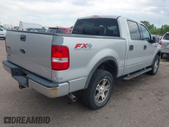 2004 Ford F-150 XLT z VIN 1FTPW14524KC80166, wystawiony jako IAAI lot #42738803 z przebiegiem 101 716 mil mil oraz . Historia ofert i sprzedaży dostępna na DreamBid. Obrazek 4.