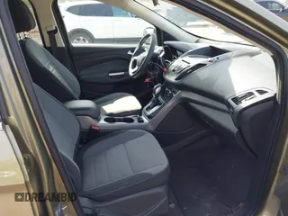 2013 Ford Escape SE with VIN 1FMCU9GX0DUA54515, listed as a IAAI auction lot 42330534 with 113,484 mi miles and . Bid and sale history available at DreamBid. Image 5.