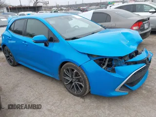 2019 Toyota Corolla Hatchback SE with VIN JTNK4RBEXK3033062, listed as a IAAI auction lot 41471618 with 195,001 mi miles. Bid and sale history available at carsss.com. Image 1.