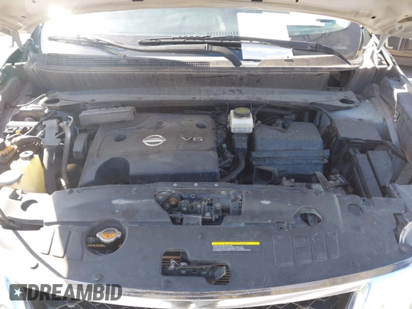 2014 Nissan Pathfinder S with VIN 5N1AR2MM7EC630151, listed as a IAAI auction lot 41844384 with 165,429 mi miles. Bid and sale history available at carsss.com. Image 10.