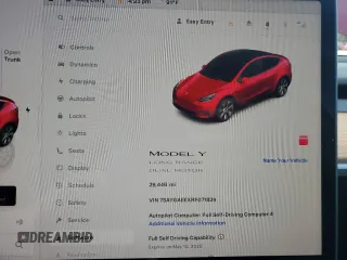 2024 Tesla Model Y Long Range z VIN 7SAYGAEEXRF071829, wystawiony jako Copart lot #56003215 z przebiegiem 29 446 mil mil oraz Szkoda całkowita • Salvage title. Historia ofert i sprzedaży dostępna na DreamBid. Obrazek 9.