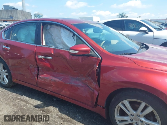 2013 Nissan Altima SV with VIN 1N4BL3AP3DN455534, listed as a IAAI auction lot 42517316 with 130,751 mi miles and . Bid and sale history available at DreamBid. Image 6.