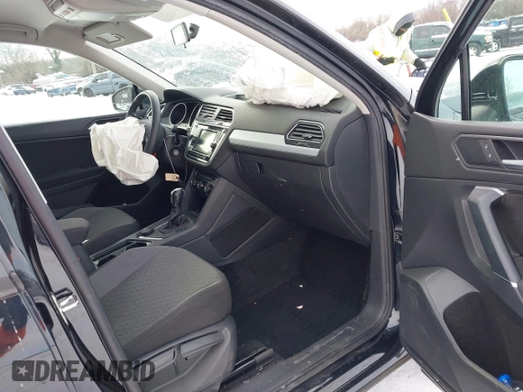 2020 Volkswagen Tiguan S with VIN 3VV0B7AXXLM080652, listed as a IAAI auction lot 41379678 with 46,330 mi miles and . Bid and sale history available at DreamBid. Image 5.