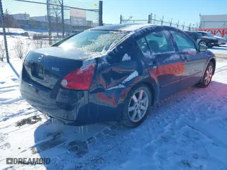2004 Nissan Maxima SL with VIN 1N4BA41E64C877285, listed as a IAAI auction lot 41360617 with 139,018 mi miles. Bid and sale history available at carsss.com. Image 4.