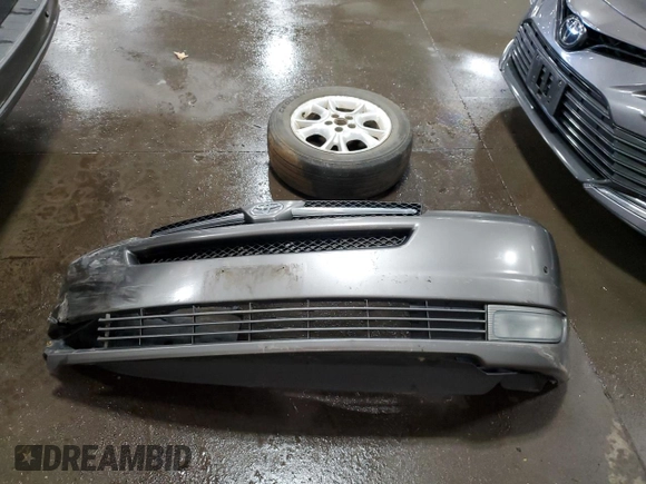 2004 Toyota Sienna XLE with VIN 5TDBA22CX4S020459, listed as a Copart auction lot 52444465 with 264,508 mi miles and Salvage Title. Bid and sale history available at carsss.com. Image 13.