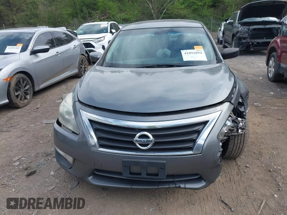 2015 Nissan Altima S with VIN 1N4AL3AP1FC409422, listed as a IAAI auction lot 41892894 with 231,456 mi miles and . Bid and sale history available at carsss.com. Image 6.