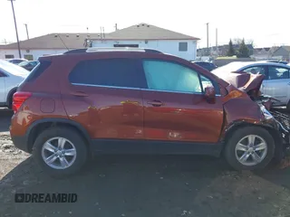 2019 Chevrolet Trax LT with VIN 3GNCJLSB3KL313776, listed as a IAAI auction lot 41830533 with 73,577 mi miles. Bid and sale history available at carsss.com. Image 12.