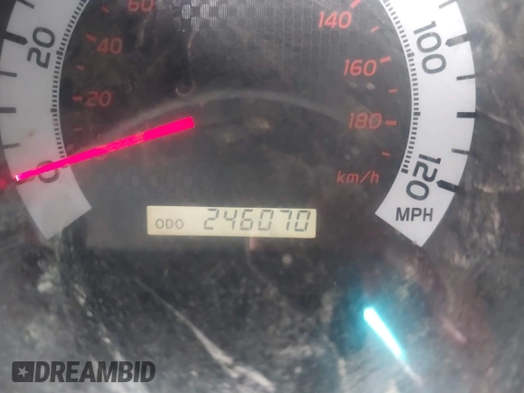 2013 Toyota Tacoma with VIN 3TMMU4FN1DM062090, listed as a IAAI auction lot 41572140 with 246,070 mi miles. Bid and sale history available at carsss.com. Image 7.