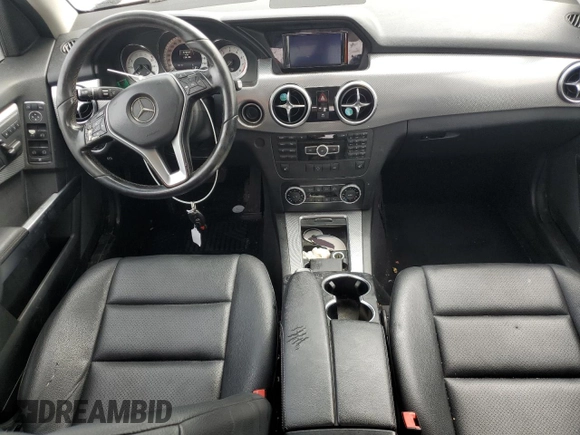 2015 Mercedes-Benz GLK 350 with VIN WDCGG5HB4FG441590, listed as a Copart auction lot 59822584 with 124,186 mi miles and Salvage Title. Bid and sale history available at DreamBid. Image 8.