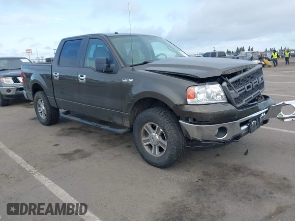 2008 Ford F-150 XLT with VIN 1FTPW14588FA17288, listed as a IAAI auction lot 41910178 with 182,016 mi miles. Bid and sale history available at carsss.com. Image 1.
