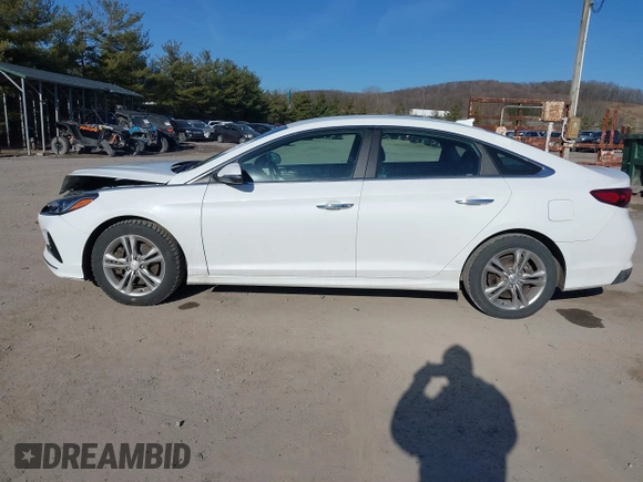 2018 Hyundai Sonata Limited with VIN 5NPE34AF5JH638577, listed as a IAAI auction lot 41760256 with 112,055 mi miles. Bid and sale history available at carsss.com. Image 14.