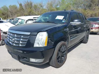 2012 Cadillac Escalade EXT Premium with VIN 3GYT4NEF3CG172559, listed as a IAAI auction lot 41860975 with NaN miles. Bid and sale history available at carsss.com. Image 17.