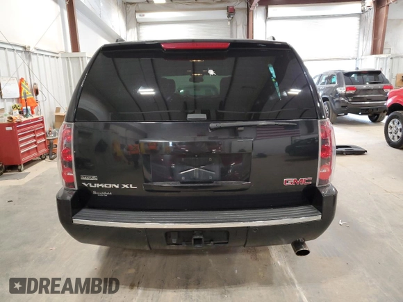 2011 GMC Yukon XL Denali with VIN 1GKS2MEF1BR369394, listed as a Copart auction lot 53300515 with 232,738 mi miles and Clean Title. Bid and sale history available at carsss.com. Image 6.