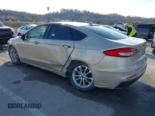 2019 Ford Fusion SE with VIN 3FA6P0HD3KR212008, listed as a IAAI auction lot 41465049 with 140,574 mi miles. Bid and sale history available at carsss.com. Image 3.