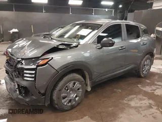 2025 Nissan Kicks S with VIN 3N8AP6BB1SL307799, listed as a IAAI auction lot 41527112 with 1,459 mi miles and . Bid and sale history available at carsss.com. Image 2.