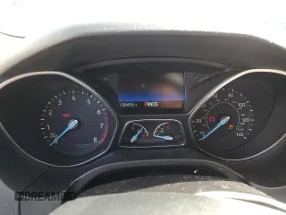 2015 Ford Focus Titanium с VIN 1FADP3J2XFL200668, выставлен на аукционе Copart как лот 54010865 с пробегом 138 459 миль миль и Списание • Salvage title. История ставок и продаж доступна на DreamBid. Изображение 9.