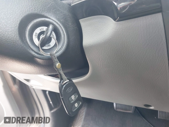 2013 Kia Sorento LX with VIN 5XYKT3A62DG322174, listed as a IAAI auction lot 42647736 with 92,389 mi miles and . Bid and sale history available at DreamBid. Image 11.