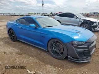 2019 Ford Mustang GT z VIN 1FA6P8CF5K5125141, wystawiony jako Copart lot #58449545 z przebiegiem 131 511 mil mil oraz Czysty tytuł • Clean title. Historia ofert i sprzedaży dostępna na DreamBid. Obrazek 4.