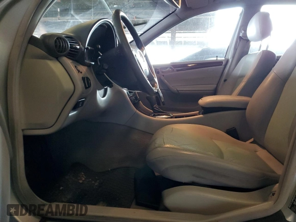 2003 Mercedes-Benz C 230/260/280/320 with VIN WDBRF64J93F383691, listed as a Copart auction lot 44383405 with 266,692 mi miles and Salvage Title. Bid and sale history available at DreamBid. Image 7.
