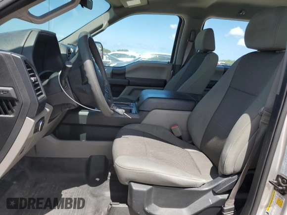 2018 Ford F-150 XL z VIN 1FTEW1CP1JFA65408, wystawiony jako Copart lot #61173495 z przebiegiem 210 636 mil mil oraz Czysty tytuł • Clean title. Historia ofert i sprzedaży dostępna na DreamBid. Obrazek 7.