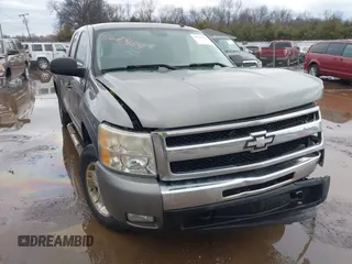2009 Chevrolet Silverado 1500 LT with VIN 1GCEK29079Z253811, listed as a IAAI auction lot 41670484 with 0 mi miles. Bid and sale history available at carsss.com. Image 1.