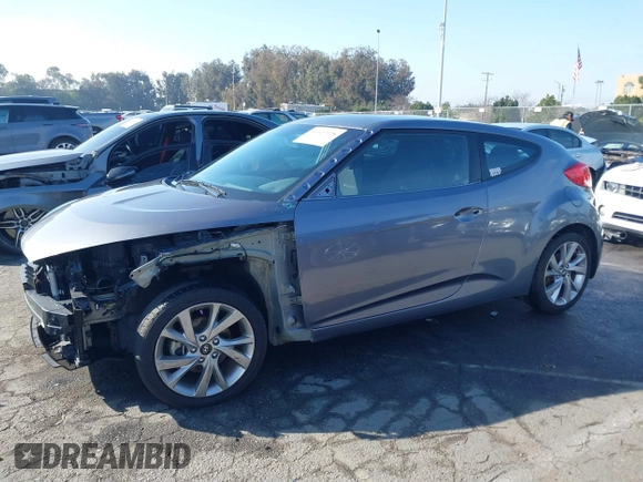 2016 Hyundai Veloster z VIN KMHTC6AD1GU286674, wystawiony jako IAAI lot #41627128 z przebiegiem 71 617 mil mil oraz . Historia ofert i sprzedaży dostępna na DreamBid. Obrazek 15.
