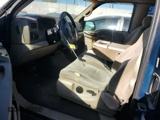 2001 Ford F-250 XL с VIN 3FTNX20L21MA35824, выставлен на аукционе Copart как лот 61767344 с пробегом 160 499 миль миль и Списание • Salvage title. История ставок и продаж доступна на DreamBid. Изображение 7.
