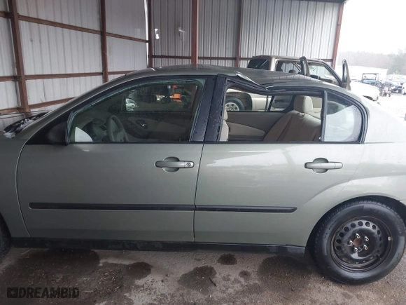 2004 Chevrolet Malibu with VIN 1G1ZS52FX4F133960, listed as a IAAI auction lot 41294240 with 98,182 mi miles. Bid and sale history available at carsss.com. Image 14.