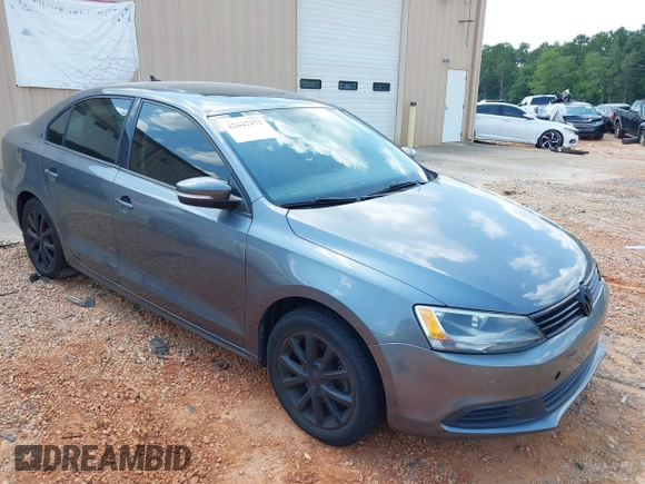 2012 Volkswagen Jetta SE with VIN 3VWDX7AJ6CM377136, listed as a IAAI auction lot 42645975 with 81,904 mi miles and . Bid and sale history available at DreamBid. Image 1.