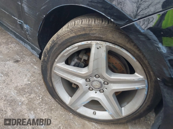 2015 Mercedes-Benz M 400 with VIN 4JGDA5GB3FA565277, listed as a IAAI auction lot 41590051 with 75,980 mi miles and . Bid and sale history available at DreamBid. Image 12.