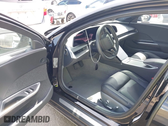 2024 Lucid Air Touring z VIN 50EA1TEAXRA005987, wystawiony jako IAAI lot #42294088 z przebiegiem Nie podano mil oraz . Historia ofert i sprzedaży dostępna na DreamBid. Obrazek 5.