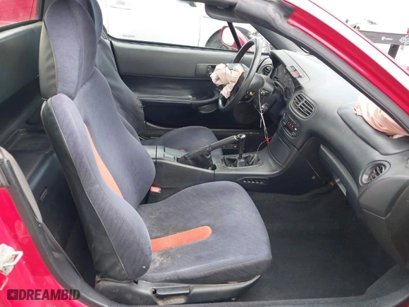 1995 Honda Civic del Sol Si with VIN JHMEH6164SS004899, listed as a IAAI auction lot 41598851 with 211,406 mi miles. Bid and sale history available at carsss.com. Image 5.