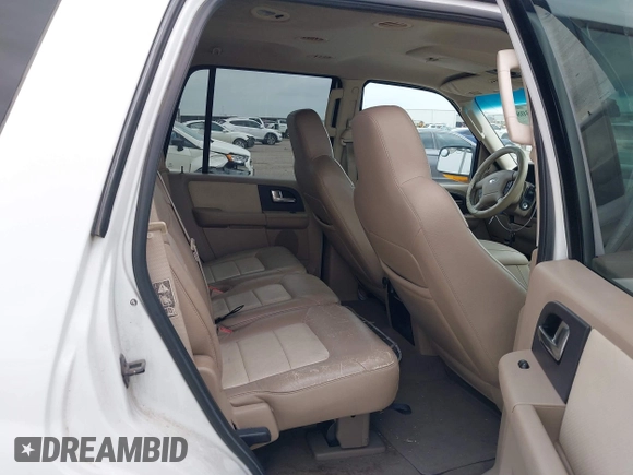 2003 Ford Expedition Eddie Bauer with VIN 1FMRU17W43LA54217, listed as a IAAI auction lot 42080308 with 291,198 mi miles. Bid and sale history available at carsss.com. Image 8.